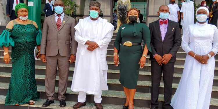 Gov. Ugwuanyi Swears in Chiarmen, Commissioners Of Enugu State Civil, LG Service Commission