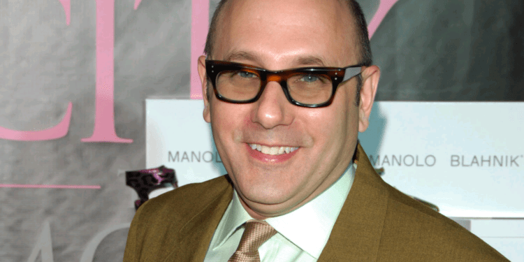 Willie Garson, Sex & The City Actor Dies At 57.