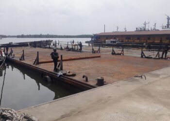 Navy arrests 5 suspected illegal crude oil refiners, recovers fake diesel
