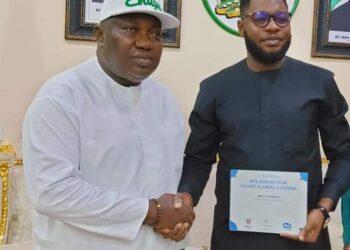 Gov Ugwuanyi receives Enugu born first African winner of AFS Award for Young Global Citizens