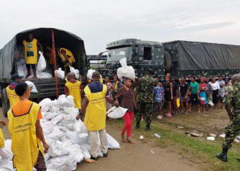 Army, Foundation distribute N30m relief items to flood victims in Rivers