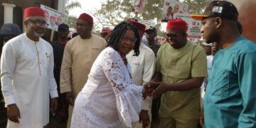 LABOUR PARTY WOMAN LEADER COMMENDED