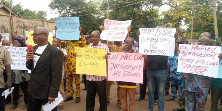 Railway Retirees pass vote of no confidence on NRC leadership