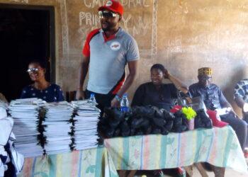 Foundation donates materials to Cathedral primary school, Enugu