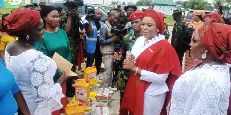 NAOWA distributes food items to 620 widows, teachers in Rivers