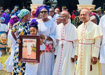 Dignitaries line up in Isuochi to pay last respect to late Lady Ifenyiwa Catherine Anya-Asomugha