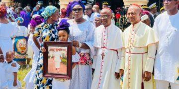 Dignitaries line up in Isuochi to pay last respect to late Lady Ifenyiwa Catherine Anya-Asomugha