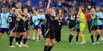 Rampant Arsenal hammer Lyon to reach women’s Champions League final