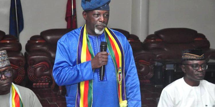 Retired Commodore urges serving military officers to prepare for retirement