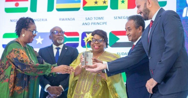 Emirates Gets Travel Gold Award for Connecting Africa to the World