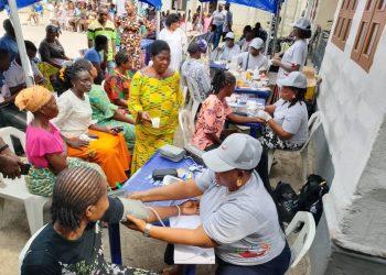 Group distributes food, other items to 6,000 vulnerable families in Rivers