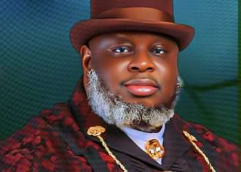 Akassa traditional leader in Bayelsa applauds Navy for arrest of suspected criminals