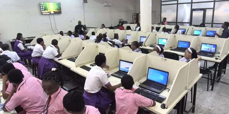 300 schoolgirls begin AI, data training to bridge gender tech gap